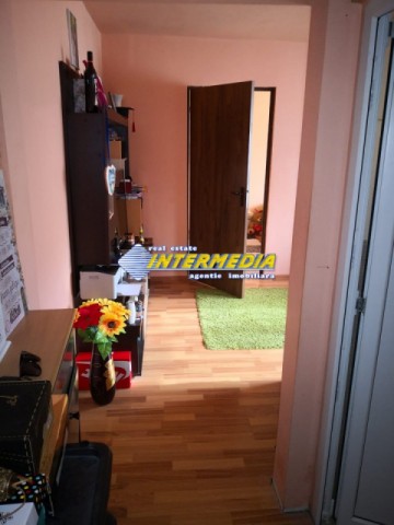 apartament-2-camere-de-vanzare-cetate-12