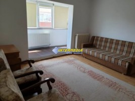 apartament-3-camere-de-vanzare-in-cetate-1