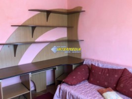 apartament-3-camere-decomandat-de-inchiriat-cetate-13