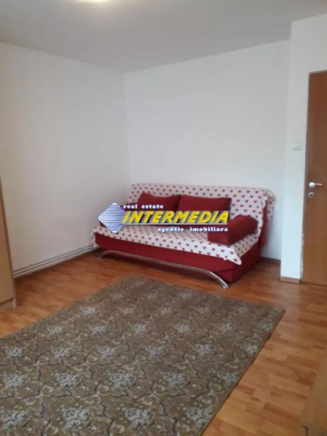 garsoniera-de-vanzare-decomandata-etaj-1-2