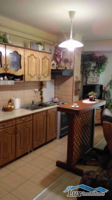 lux-imobiliare-vinde-apartament-strada-victoriei