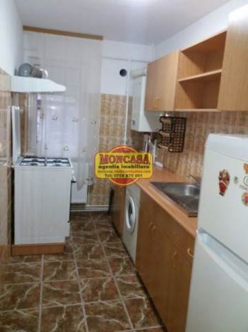 apartament-3-camere-ultracentral-cuza-voda-etaj-3-4