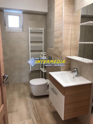 apartament-3-camere-mobilat-de-inchiriat-alba-iulia-zona-centru-6