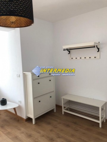 apartament-3-camere-mobilat-de-inchiriat-alba-iulia-zona-centru-7
