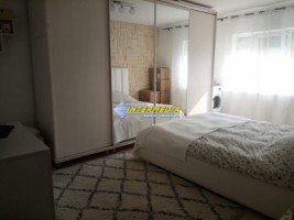 apartament-2-camere-de-vanzare-sub-stadion-etaj-1-3