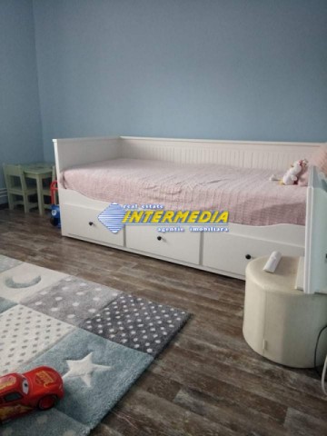 apartament-2-camere-de-vanzare-sub-stadion-etaj-1-5