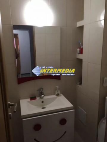 apartament-3-camere-finisat-de-vanzare-cetate-5