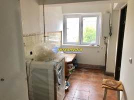 de-vanzare-garsoniera-decomandata-in-cetate