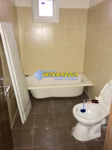 de-vanzare-garsoniera-decomandata-in-cetate-4