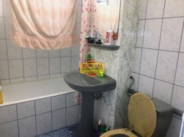apartament-3-camere-etaj-1-capat-1-decomandat-9