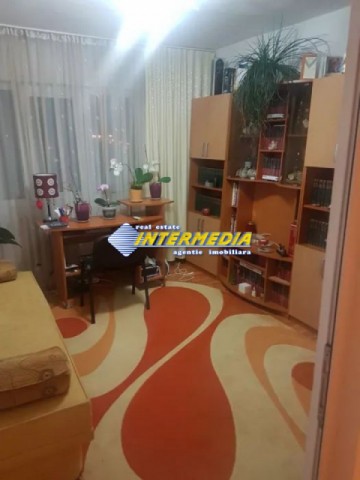 3-camere-centru-decomandat-etaj-intermediar-2
