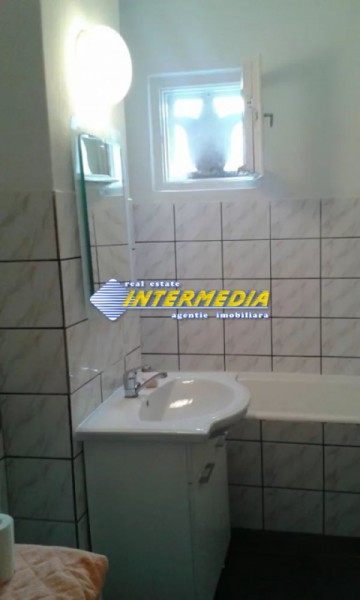 apartament-2-camere-decomandat-de-vanzare-cetate-closca-2