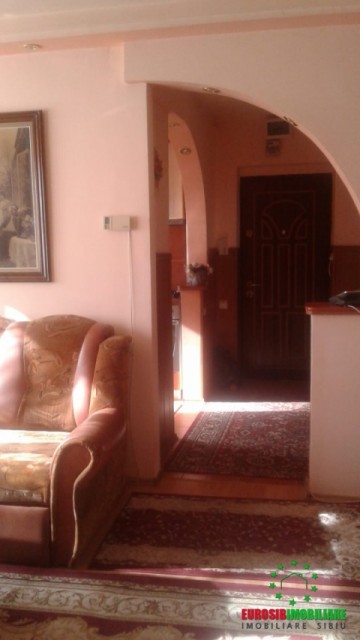 apartament-2-camere-zona-mihai-viteazu-4