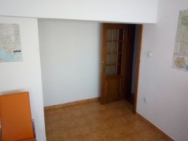 apartament-4-camere-cu-scara-interioara-central-finisat-4