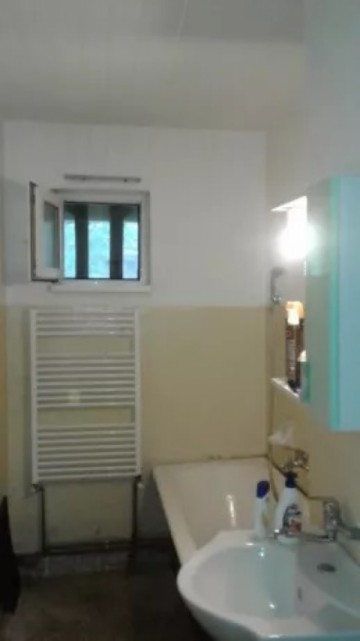 apartament-2-camere-zona-cetate-2