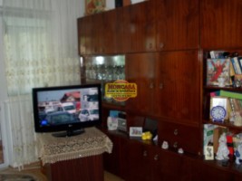 apartament-2-camere-zona-bulevard-col-tomoroveanu-etaj-1-4