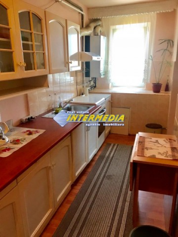 apartament-2-camere-de-vanzare-cetate-8