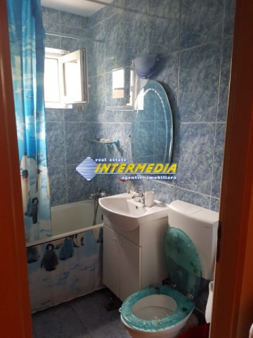apartament-cu-2-camere-de-inchiriat-etaj-3-cetate-8