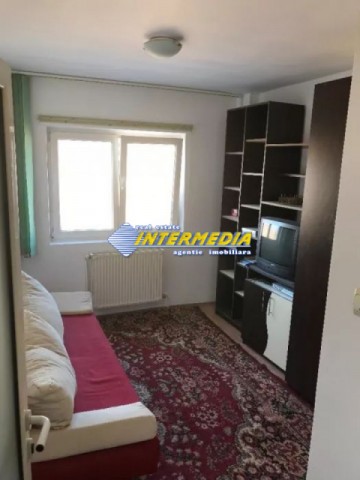 apartament-4-camere-decomandat-de-vanzare-ampoi-3-4