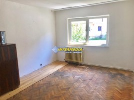 2-camere-decomandat-de-vanzare-in-alba-iulia-2