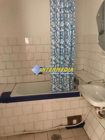 2-camere-decomandat-de-vanzare-in-alba-iulia-7