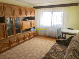 apartament-3-camere-de-vanzare-zona-cetate-in-alba-iulia-0