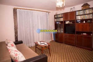 apartament-2-camere-de-vanzare-in-alba-iulia-zona-cetate-piata-etaj-2-1