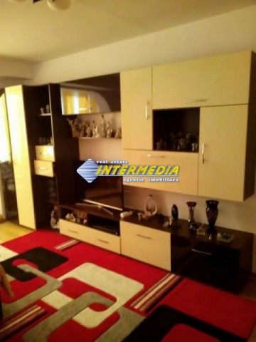 apartament-3-camere-decomandat-de-vanzare-centru-3