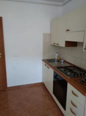 apartament-2-camere-decomandat-cetate-etaj-01