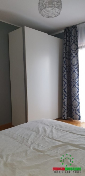 apartament-cu-3-camere-de-lux-decomandate-de-vanzare-zona-calea-cisnadiei-15