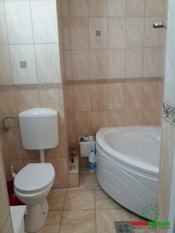 apartament-2-camere-de-vanzare-in-sibiu-in-piata-mare-6