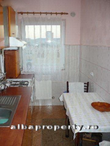 apartament-cu-3-camere-de-vanzare-in-alba-alba-iulia-3