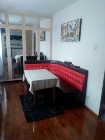 apartament-finisat-cetate-mobilat-0