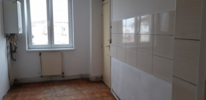 apartament-3-camere-decomandat-2-bai-4