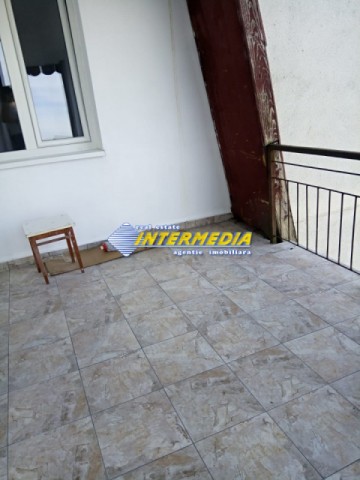 apartament-3-camere-de-vanzare-in-alba-iulia-zona-ampoi-3-4