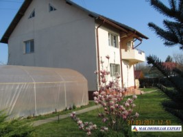 de-vanzare-vila-7-camere-teren-1250-mp-pitesti-arges-2