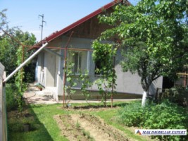 de-vanzare-vila-7-camere-teren-1250-mp-pitesti-arges-5