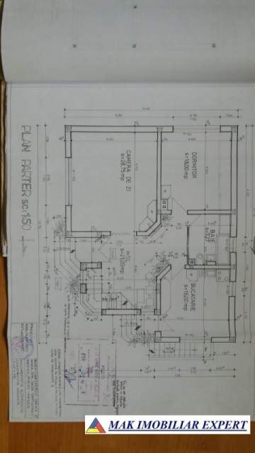 de-vanzare-vila-7-camere-teren-1250-mp-pitesti-arges-20
