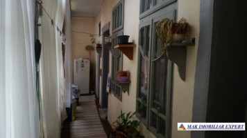 apartament-5-camere-cu-teren-de-150-mp-in-centru-campulung-muscel-arges-7