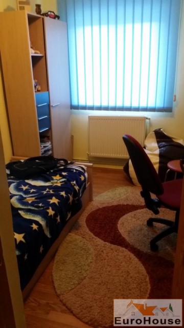 apartament-de-vanzare-cu-3-camere-decomandat-cetate-1