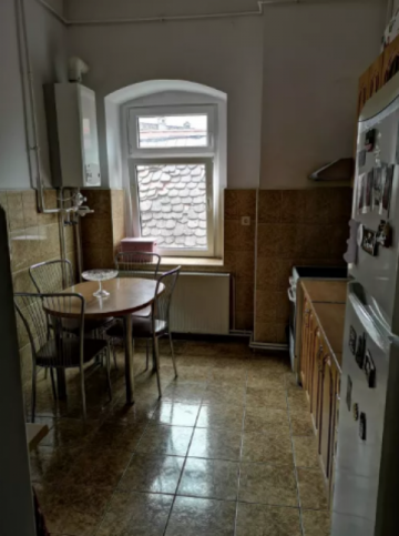 apartament-cu-2-camere-de-inchiriat-in-sibiu-zona-centrul-istoric-3