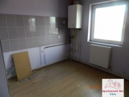 apartament-3-camere-la-mansarda-in-sibiu-zona-vasile-aron-0