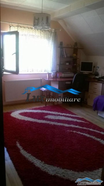 lux-imobiliare-vinde-schimba-casa-zona-parc-140000-euro-negociabil-4