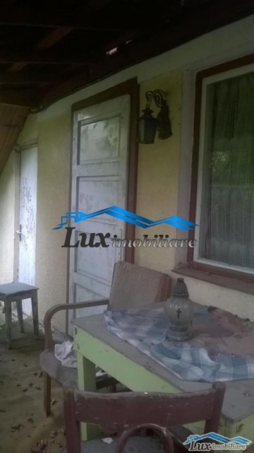 lux-imobiliare-vinde-casuta-14-ari-teren-zona-m-eminescu