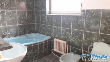 lux-imobiliare-vinde-jumatate-de-duplex-7