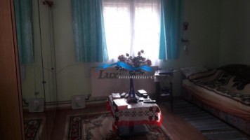 lux-imobiliare-vinde-casa-in-triplex-zona-parc-1