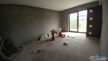 casa-noua-de-vanzare-in-baia-sprie-7