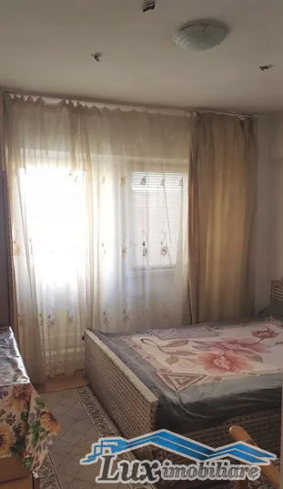 apartament-3-camere-zona-hotel-mara-69500-e-1