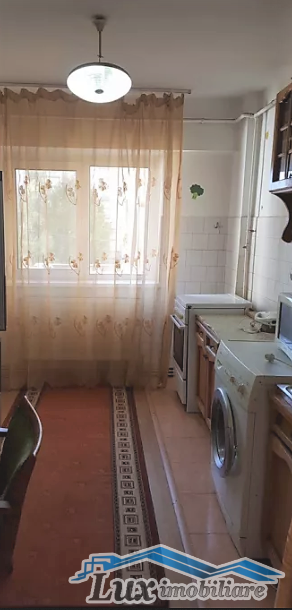 apartament-3-camere-zona-hotel-mara-69500-e-2