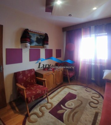 apartament-3-camere-zona-petru-rares-sc-3-58500-e-8